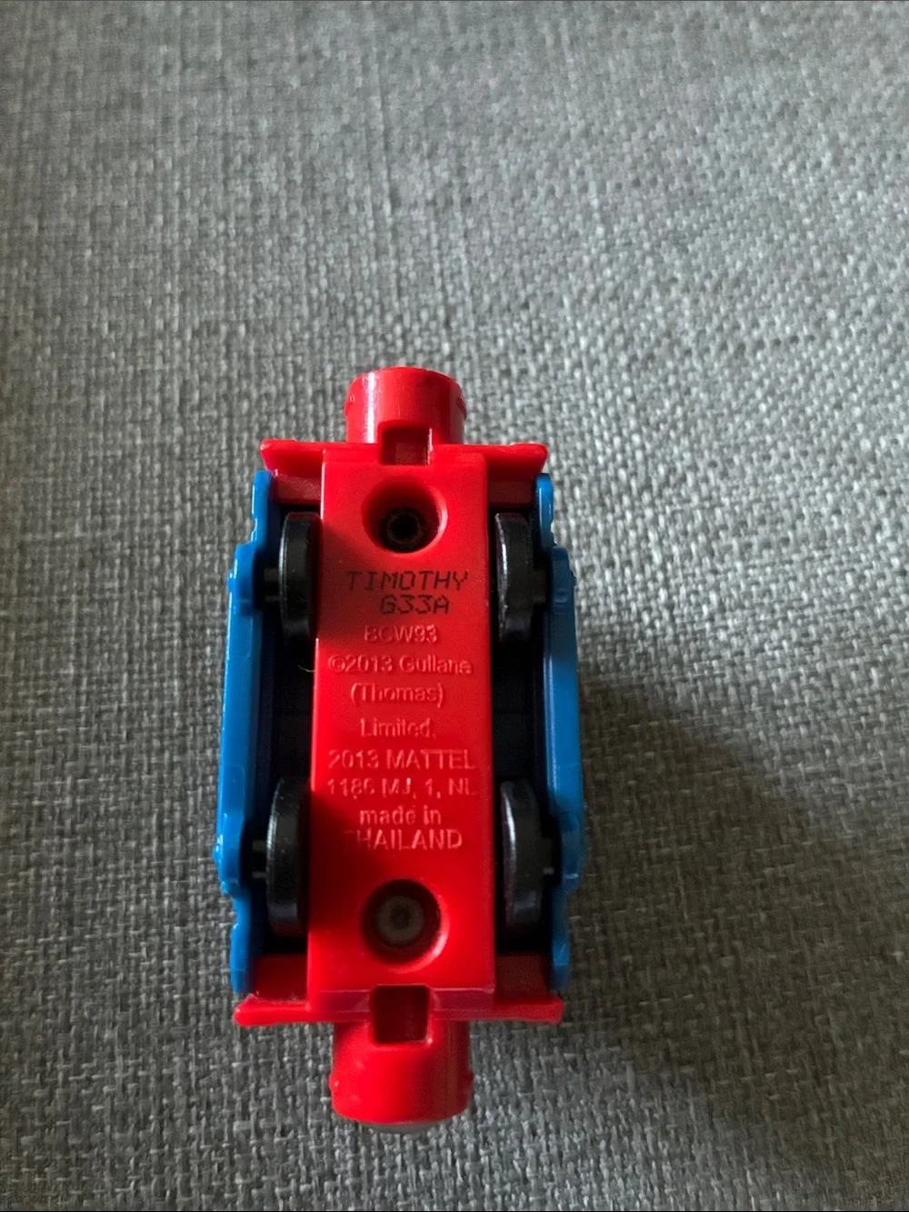 Thomas & Friends Take Along Timothy Train 2012 Round Magnets Diecast